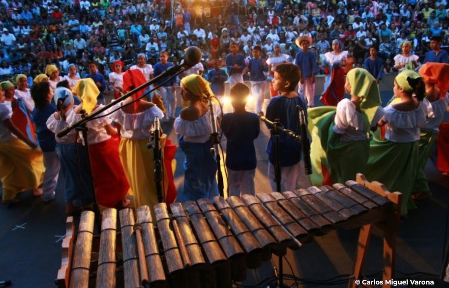  La Marimba es uno de los instrumentos más usados dentro la creación musical del Pacífico colombiano.